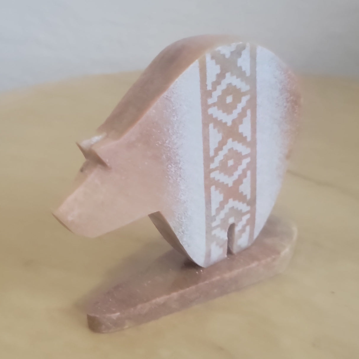 Navajo Alabaster Bear Zuni Fetish