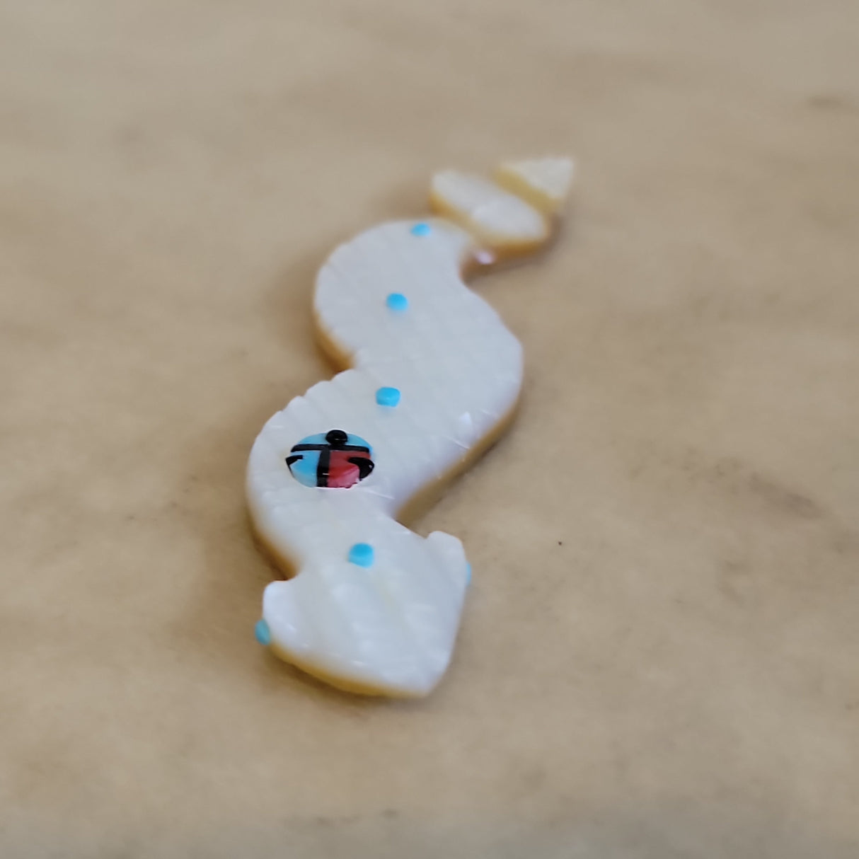 Gold Lip w/Zuni Sun Zuni Fetish Snake/Rattlesnake