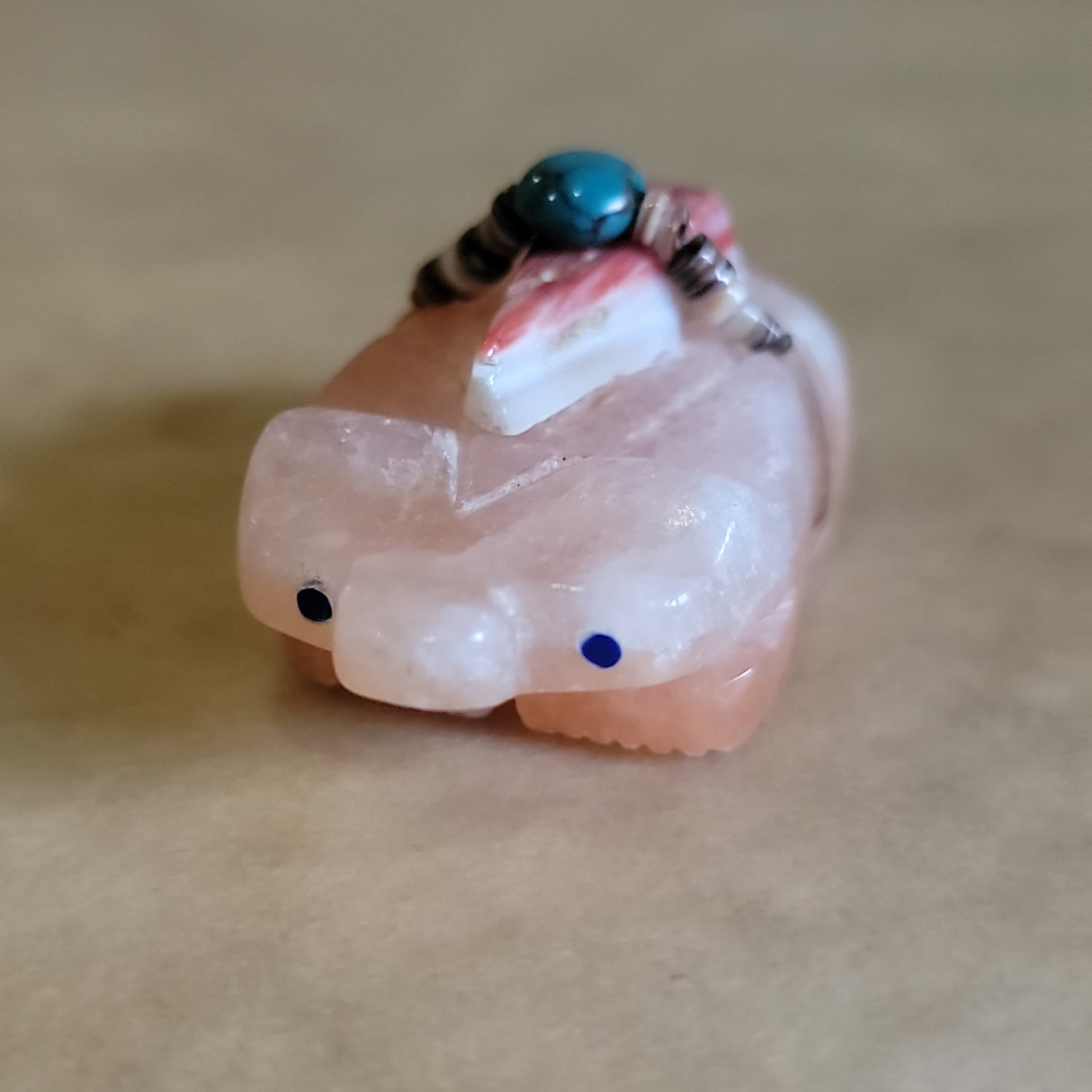 Alabaster Badger Zuni Fetish