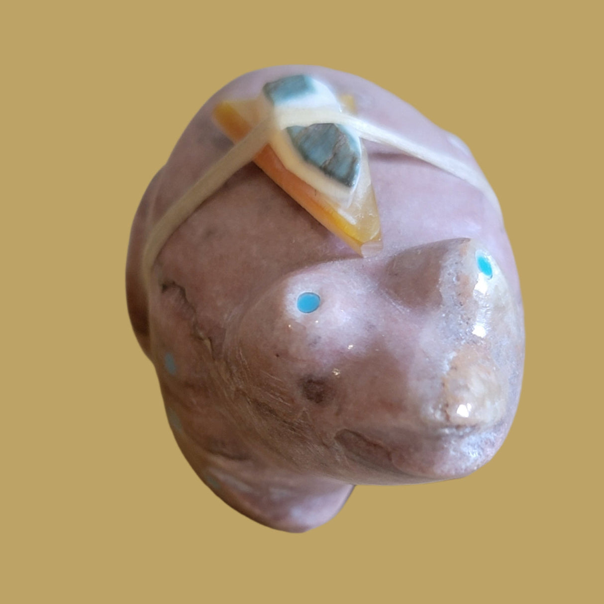 Big Eyed Dolomite Frog w/Pack Zuni Fetish