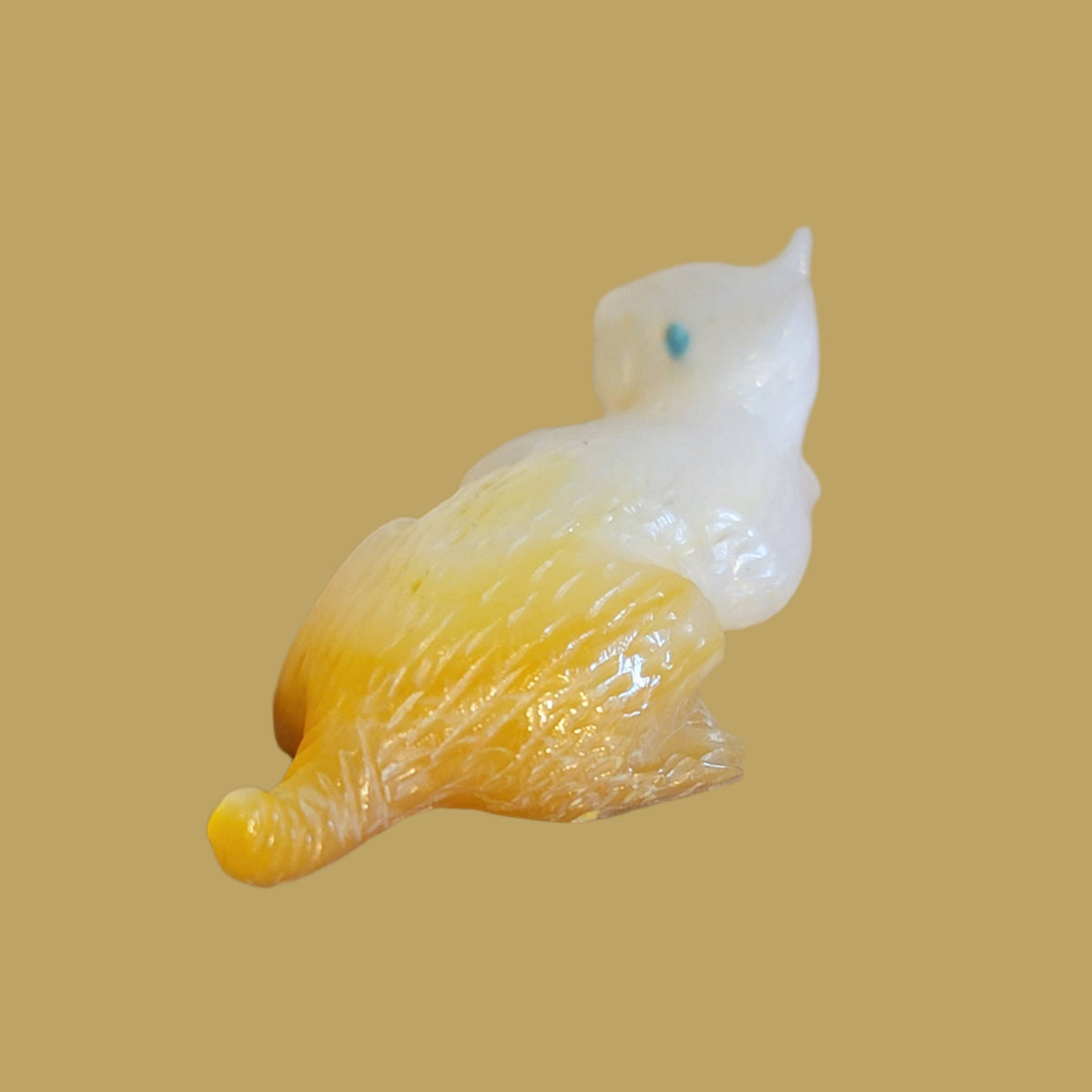 Gold Lip/Mother of Pearl Cougar Cub Zuni Fetish