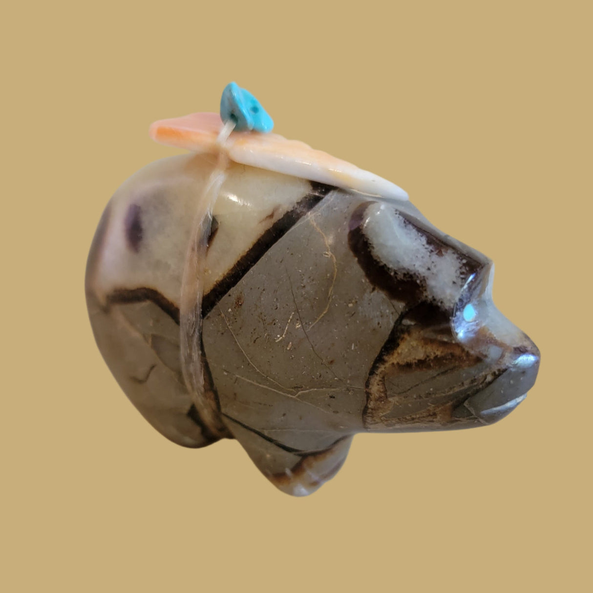 Septarian Nodule (Utah Geode) Zuni Fetish Bear