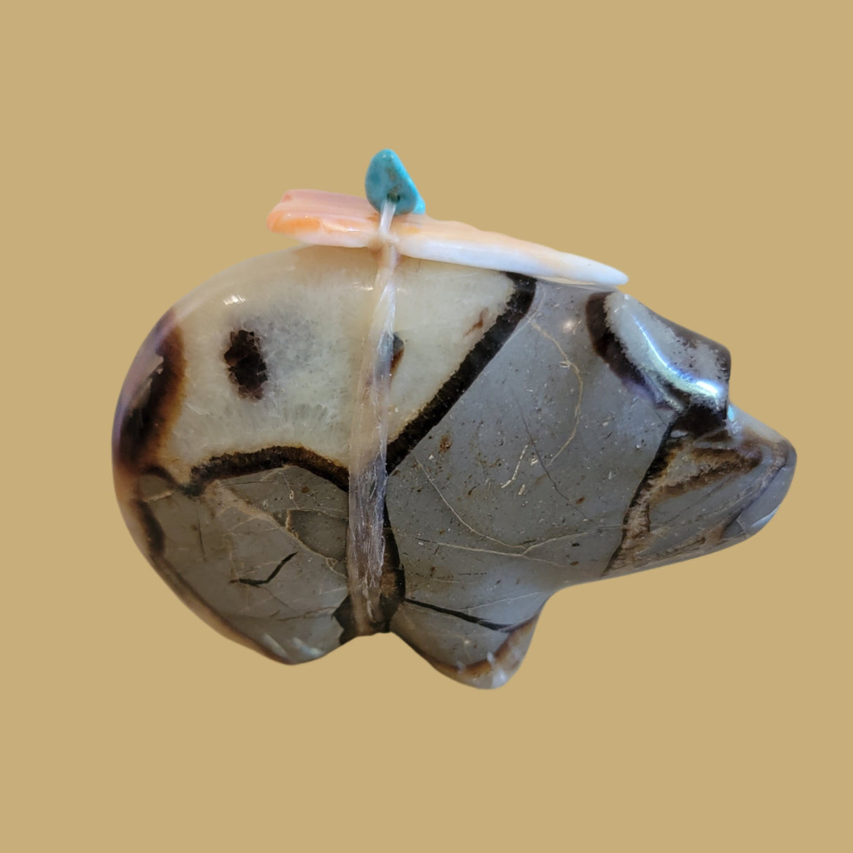 Septarian Nodule (Utah Geode) Zuni Fetish Bear