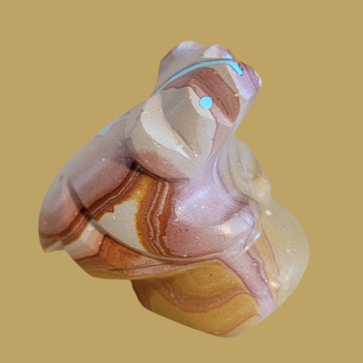 Hickoryite Climbing Badger w/ Heartline Zuni Fetish