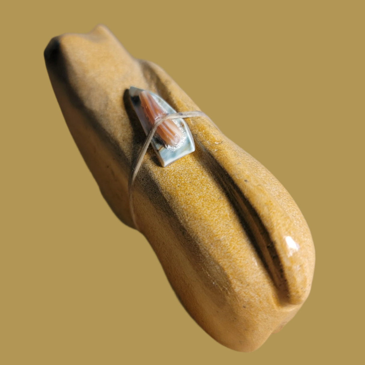 Large Travertine Mountain Lion Zuni Fetish