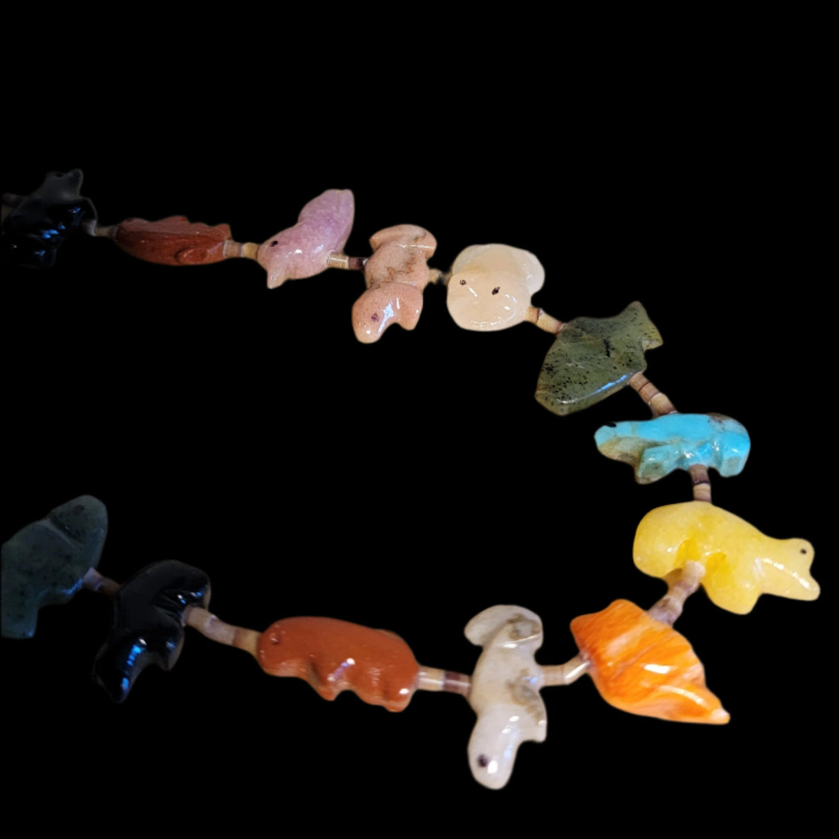 Almost Stacked Navajo Zuni Fetish Necklace w/ 33 Fetish Carvings Indian Jewelry