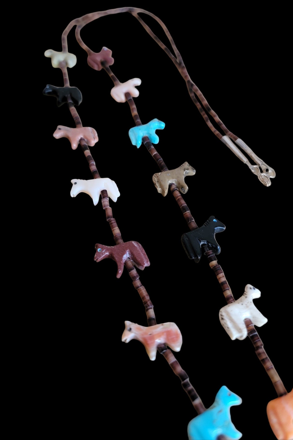 Single Strand 15 Total Navajo Horses Zuni Fetish Necklace Indian Jewelry
