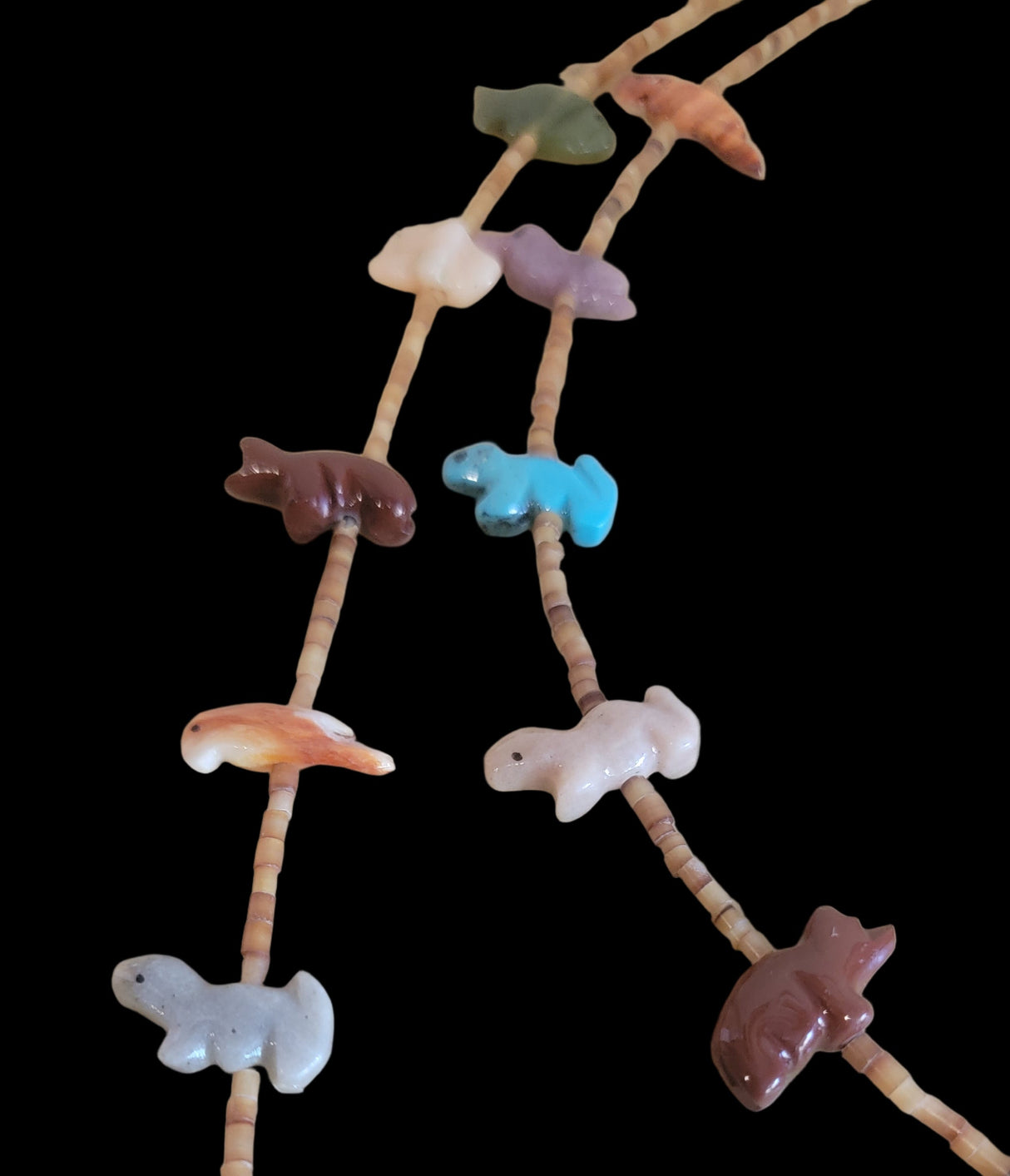 Single Strand Navajo Zuni Fetish Necklace/19 Fetishes Indian Jewelry