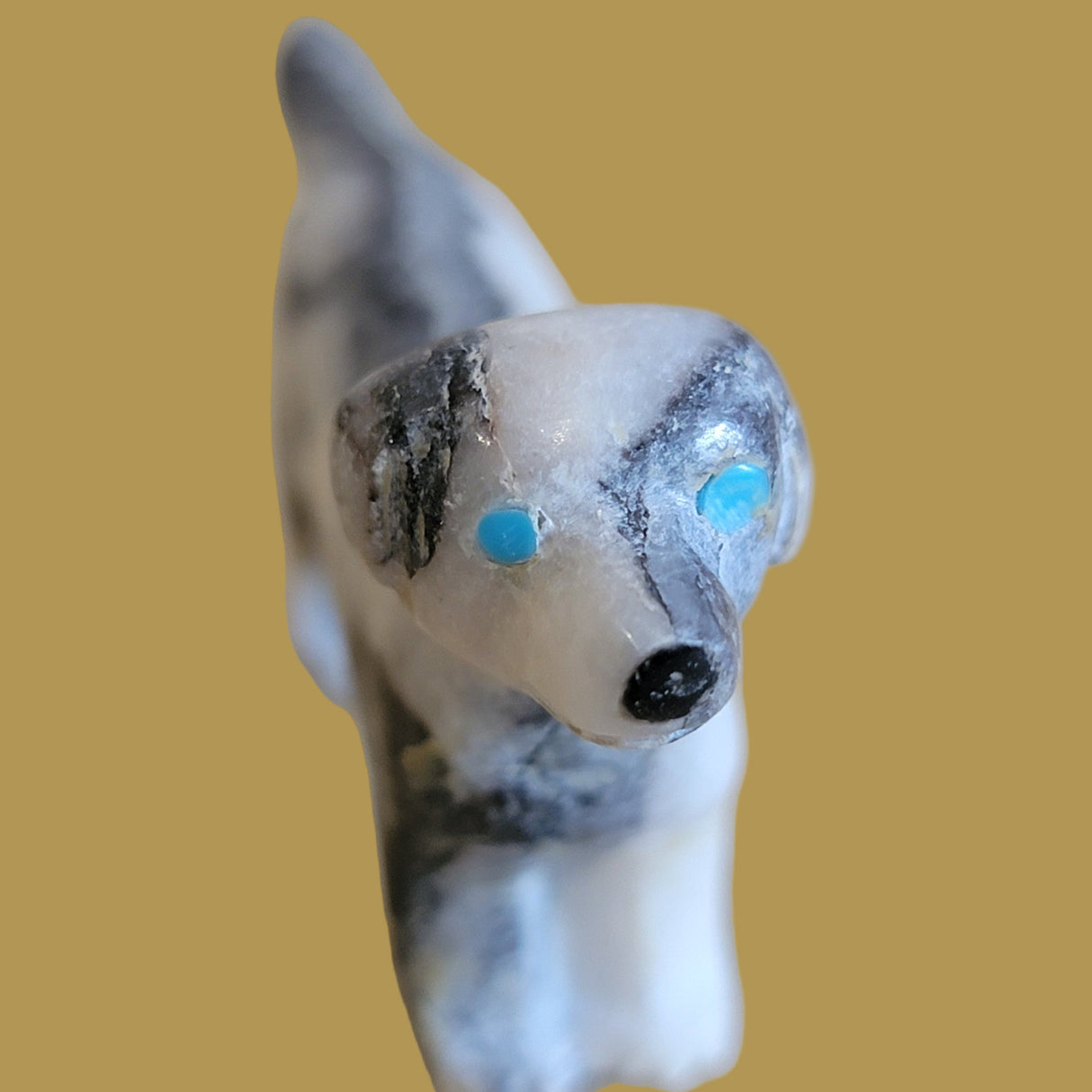 Lovable Pointer Dog Zuni Fetish