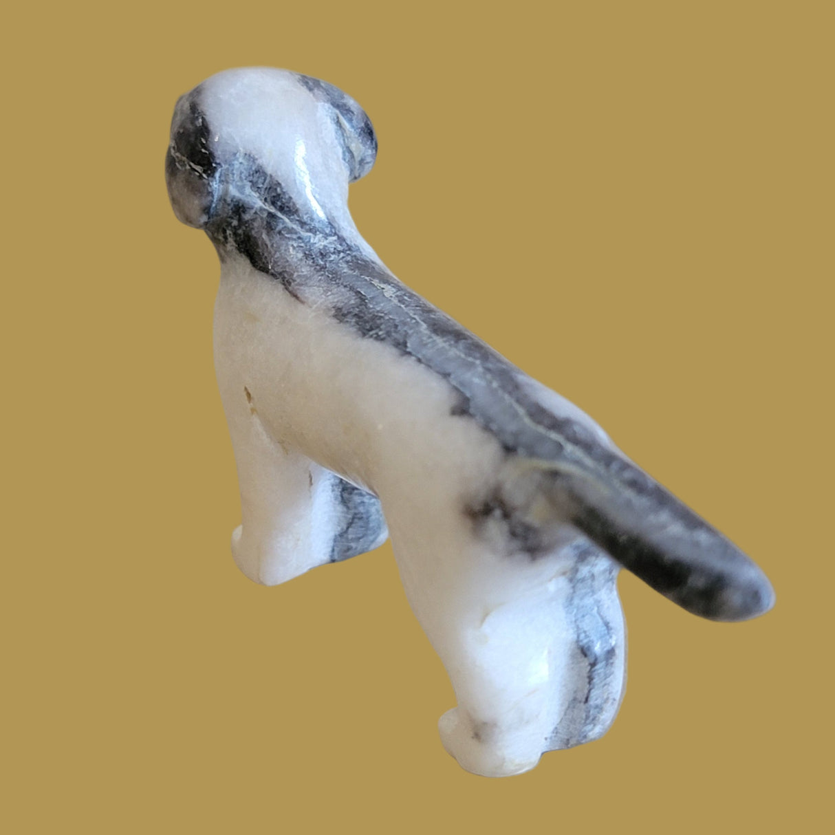 Lovable Pointer Dog Zuni Fetish