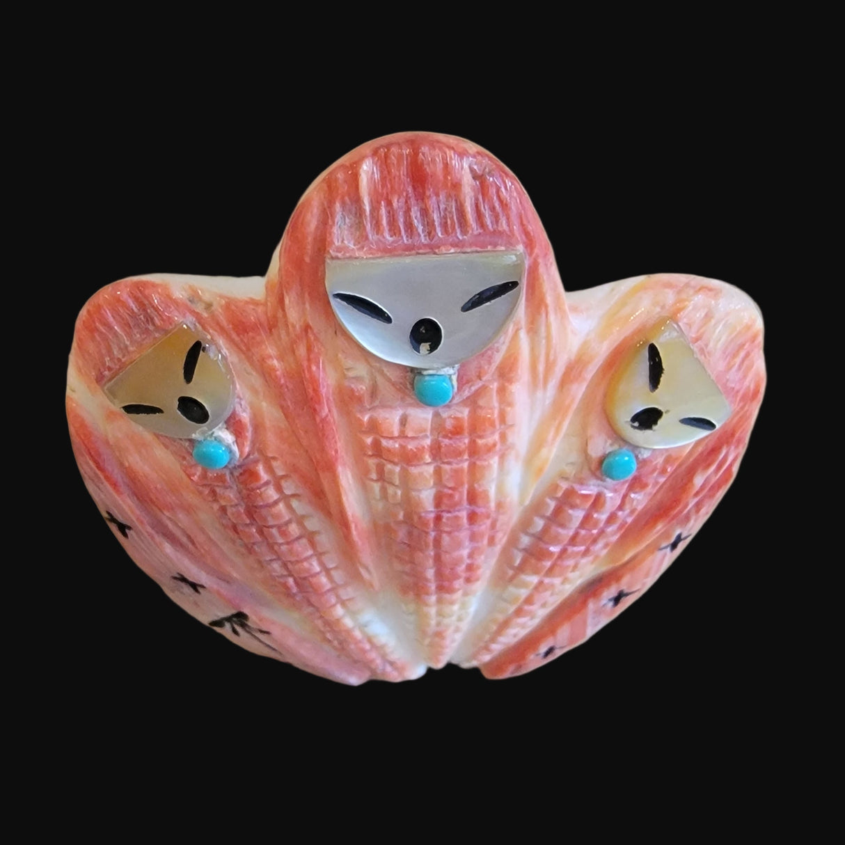 Elegant Triple Corn Maidens on Spiny Oyster Shell Zuni Fetish
