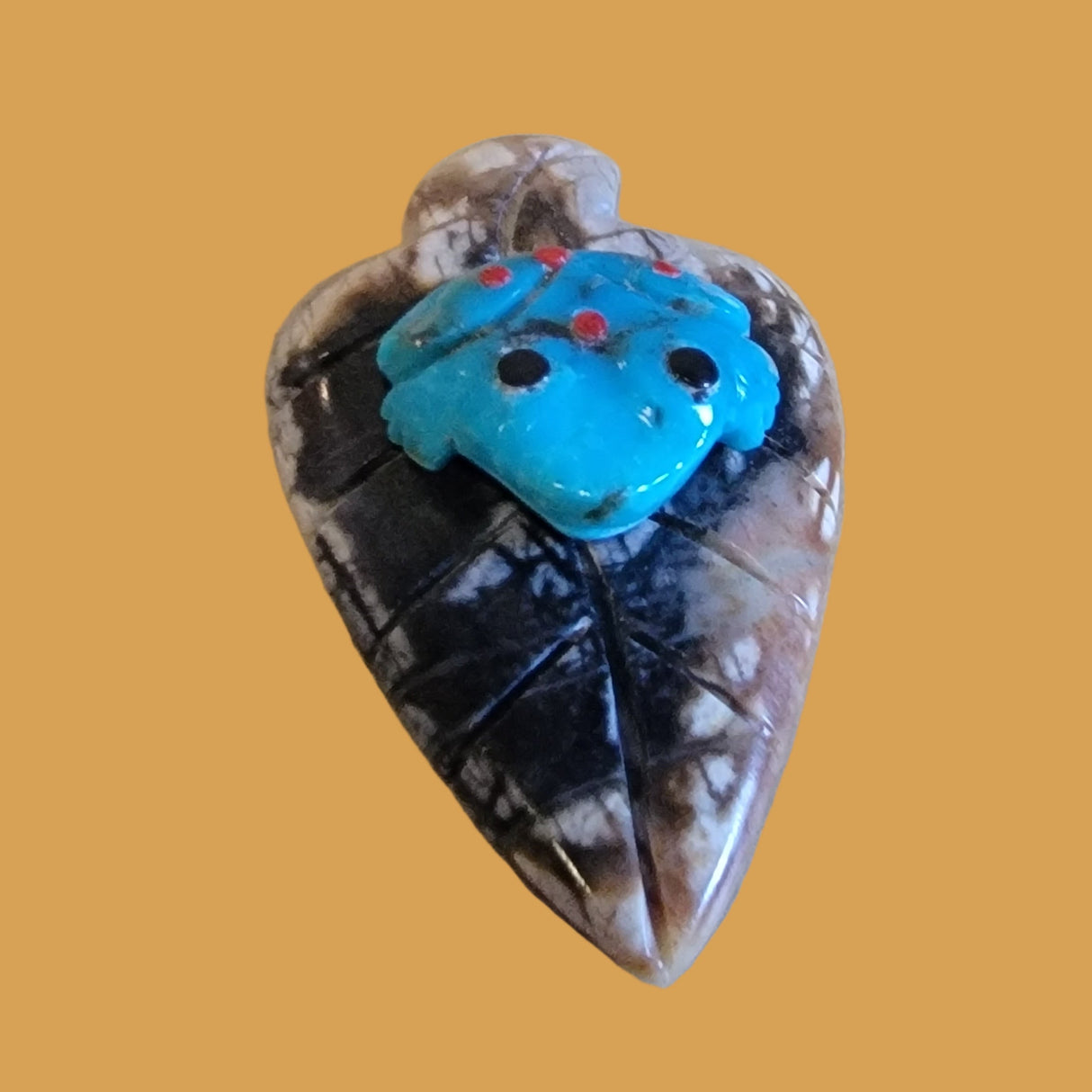 Turquoise Frog on Picasso Marble Leaf Zuni Fetish