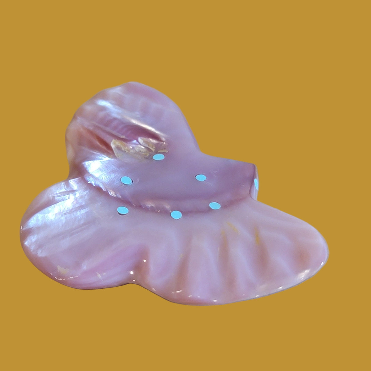 Pink Mussel Shell Soaring Eagle Zuni Fetish