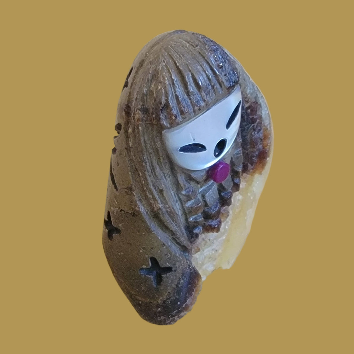 Septarian Nodule (Utah Geode) Zuni Corn Maiden Zuni Fetish