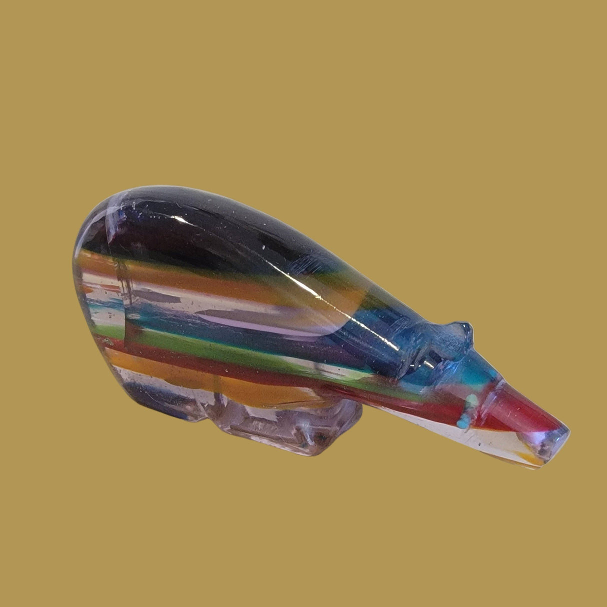 Stunning Surfite Long Necked Bear w/Heartline Zuni Fetish