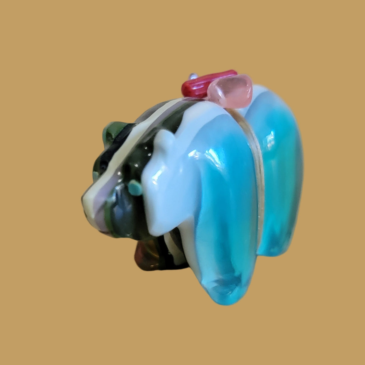 Surfite Bear w/Rose Quartz Pack Zuni Fetish