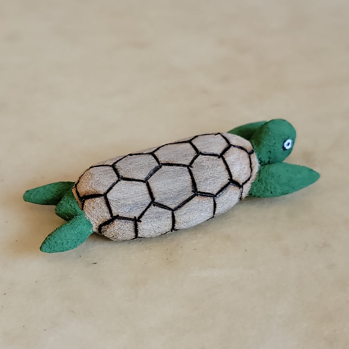 Cottonwood Root Handpainted Turtle Zuni Fetish/ Folk Art