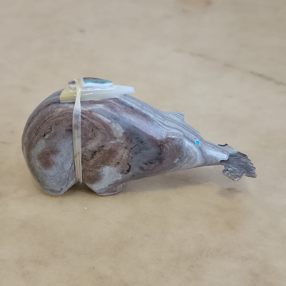 Picasso Marble Bear w/Fish Zuni Fetish