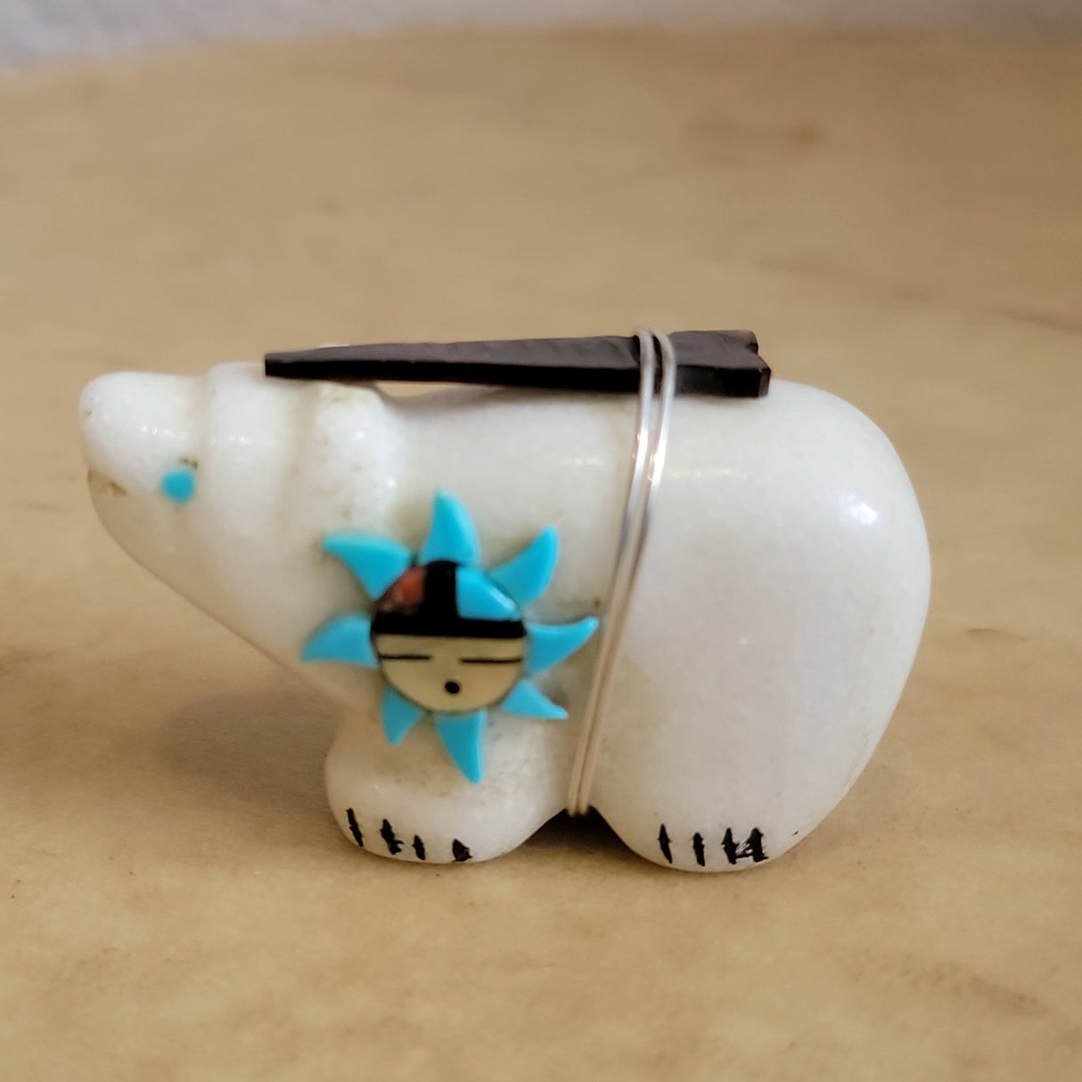 Marble Bear w/Zuni Sun Zuni Fetish