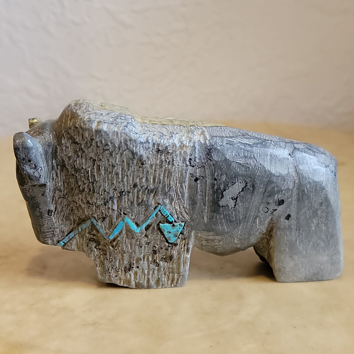 Landon Booqua Large Marble Bison/Buffalo Zuni Fetish