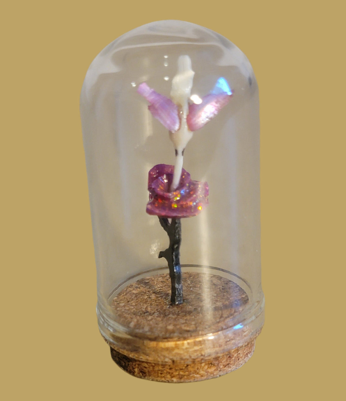 Hummingbird Fetish w/Rose in Miniature Glass Dome Zuni Fetish