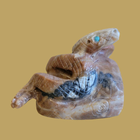 Striking Picasso Marble Rattlesnake/Snake Zuni Fetish