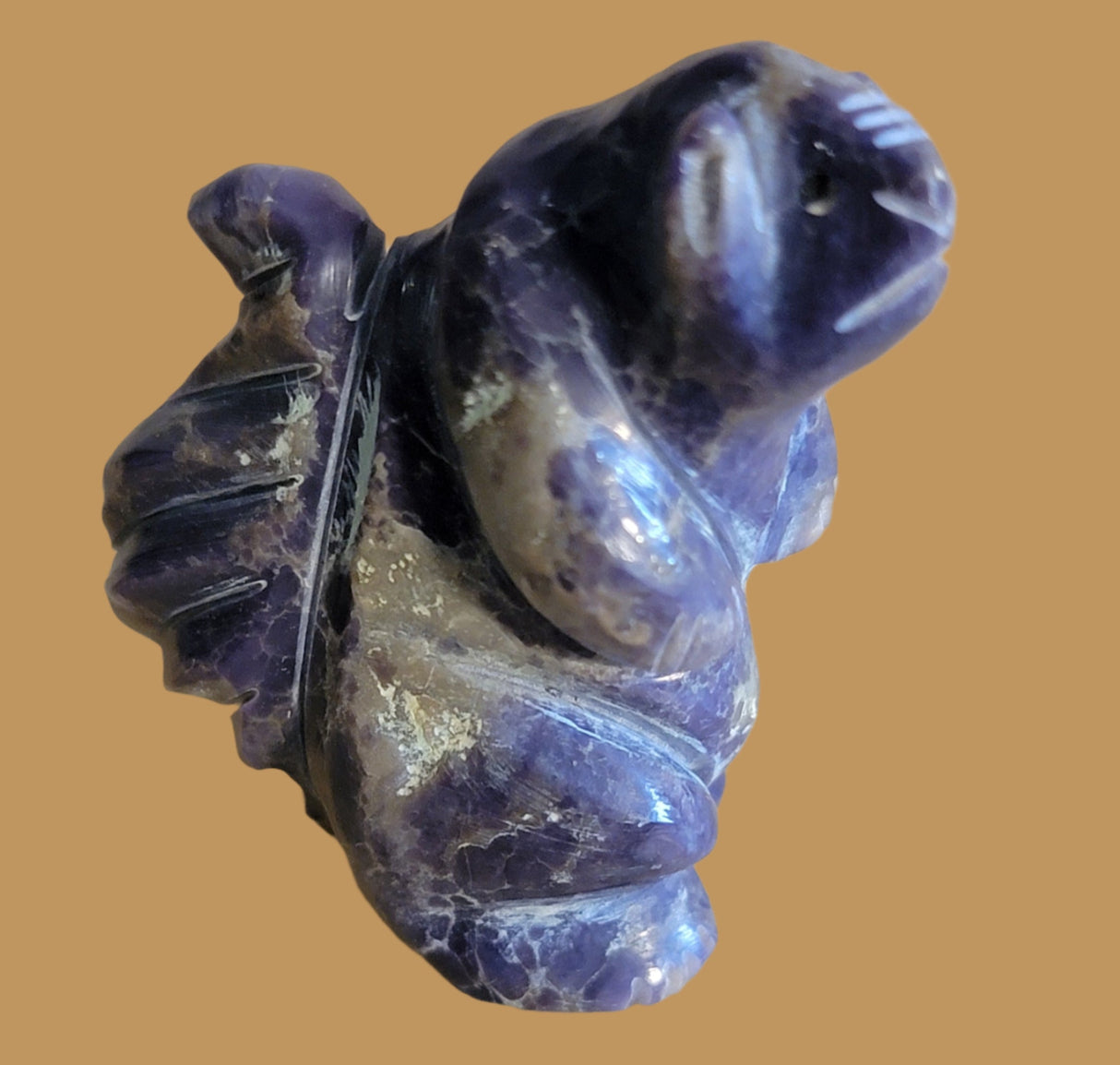 Violate Navajo Standing Squirrel w/Bushy Tail Zuni Fetish