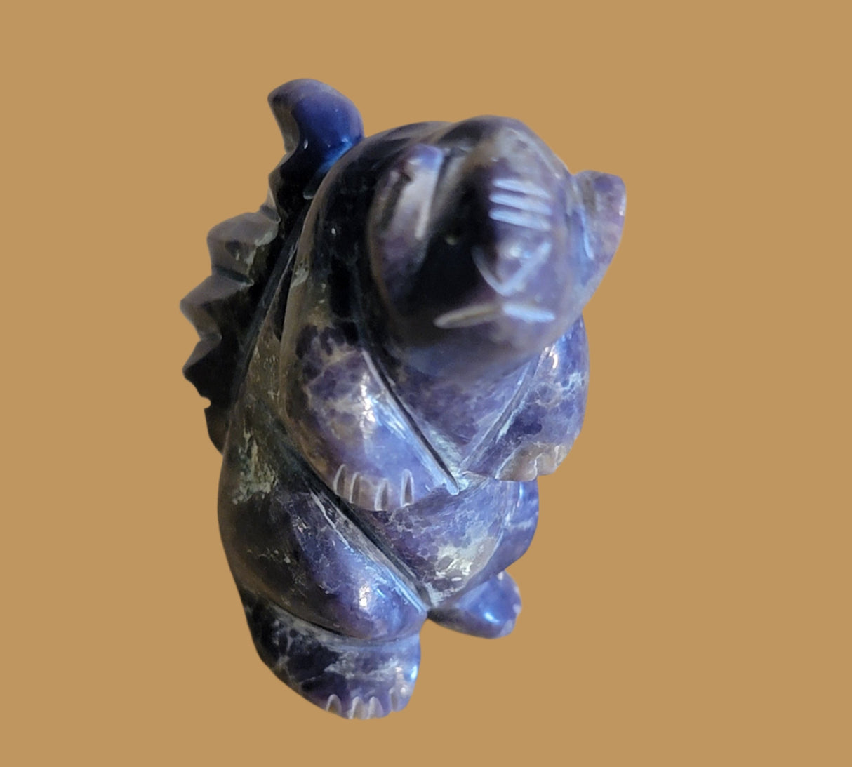 Violate Navajo Standing Squirrel w/Bushy Tail Zuni Fetish