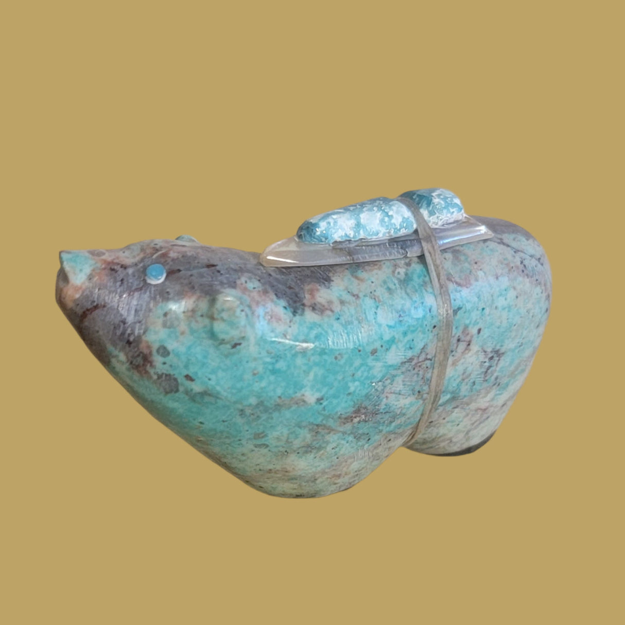 Variscite Bear w/ Jet Feet Zuni Fetish