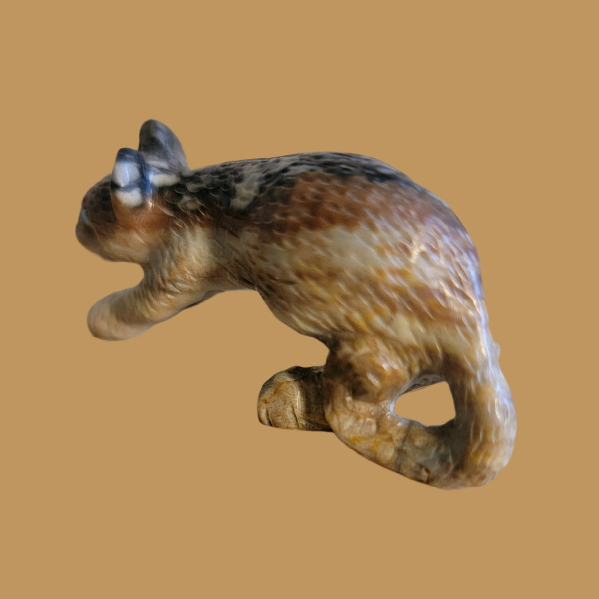 Picasso Marble  Arched Back Mountain Lion Zuni Fetish