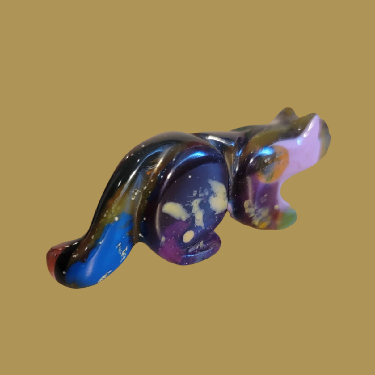 Elegant Surfite Mountain Lion Zuni Fetish