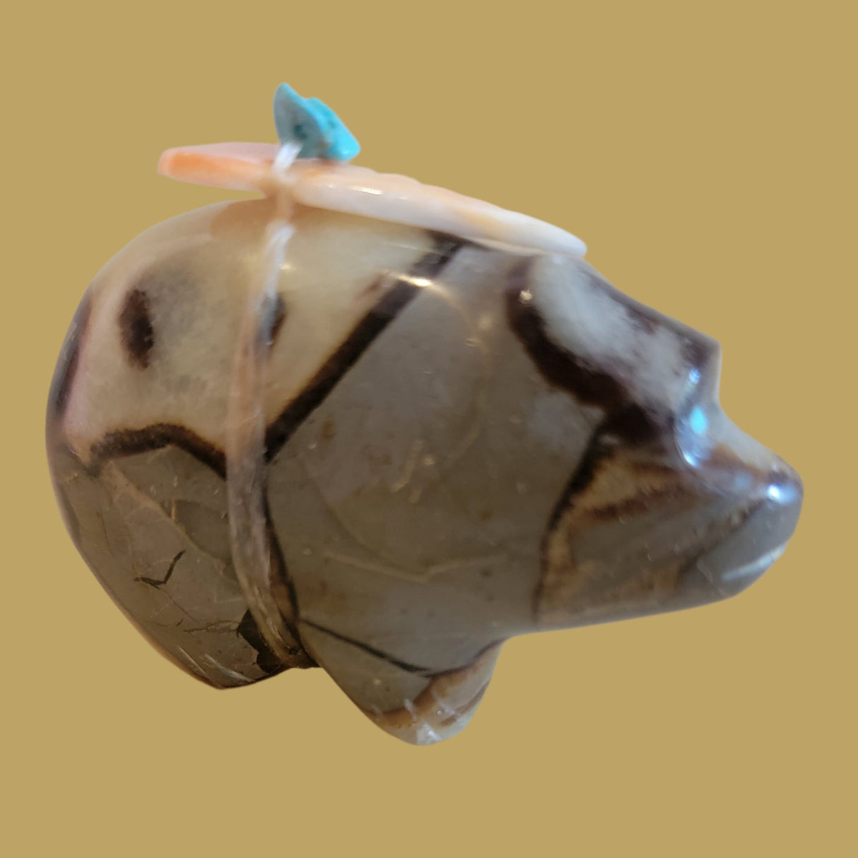 Septarian Nodule (Utah Geode) Zuni Fetish Bear