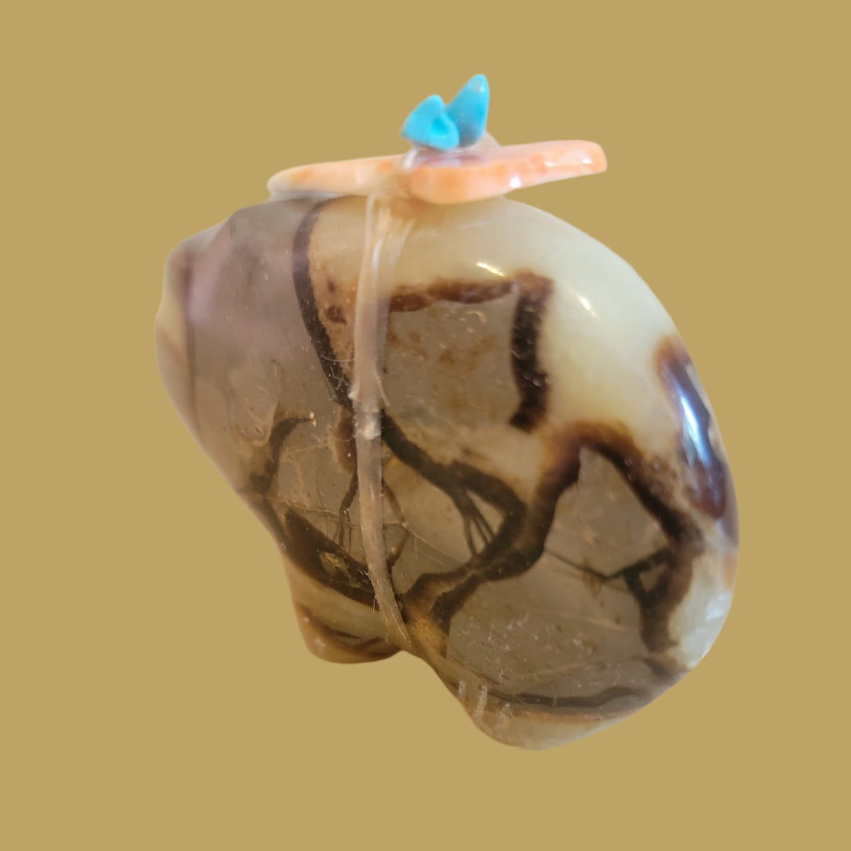Septarian Nodule (Utah Geode) Zuni Fetish Bear