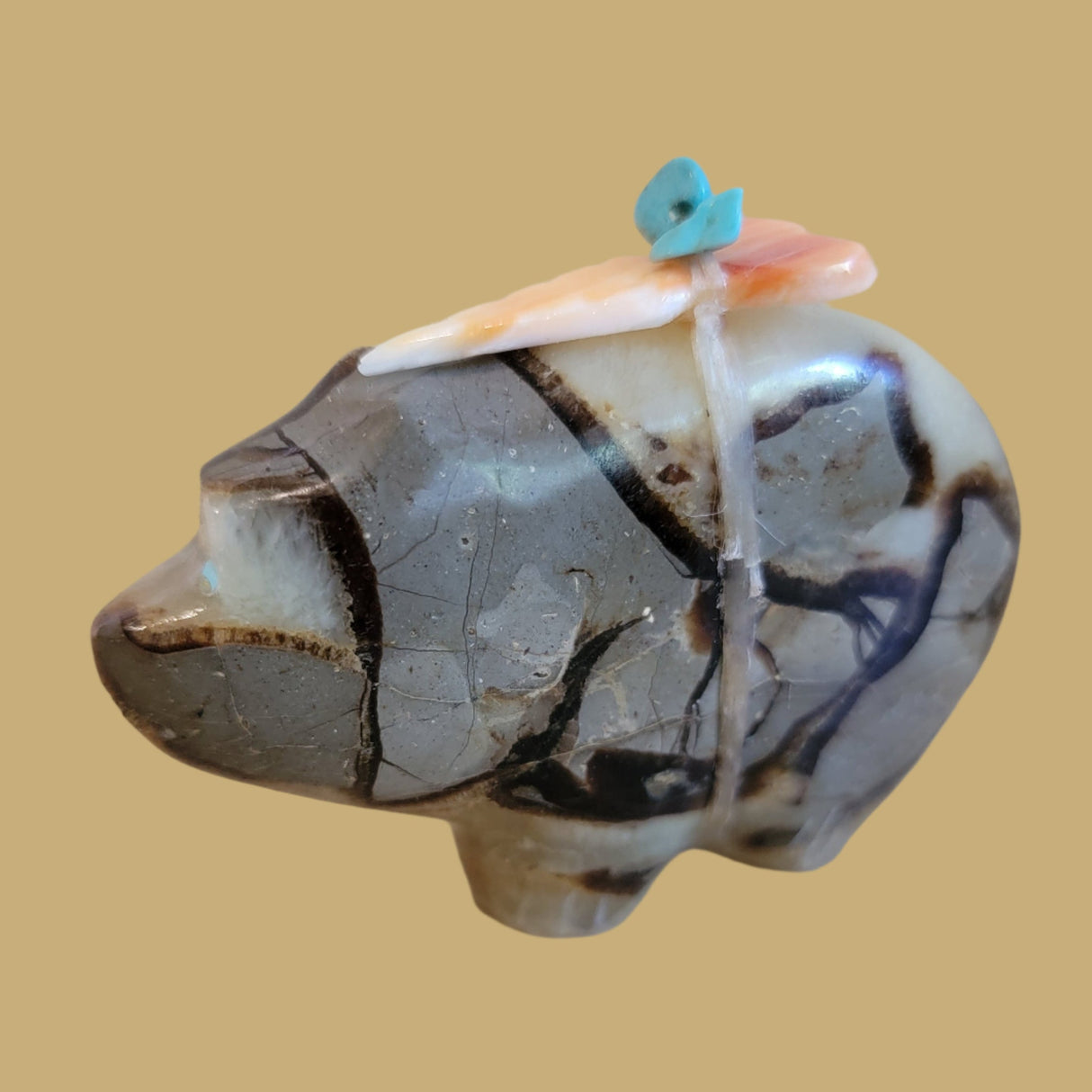 Septarian Nodule (Utah Geode) Zuni Fetish Bear