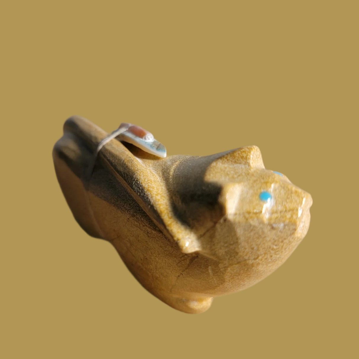 Large Travertine Mountain Lion Zuni Fetish