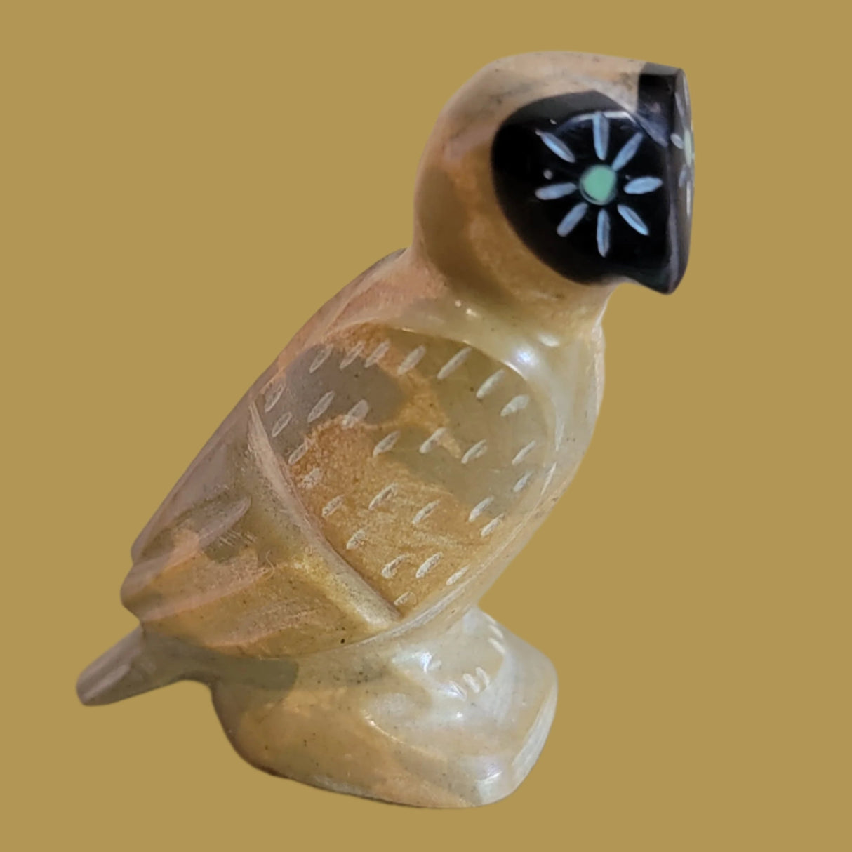 Travertine Owl w/ Pinshell Heart Shaped Face Zuni Fetish