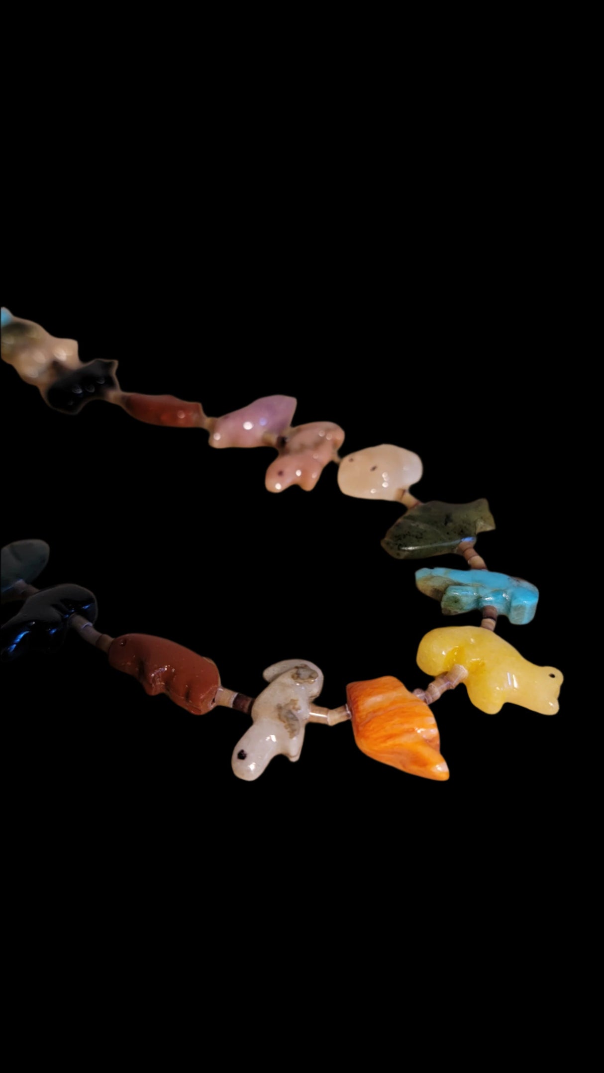 Almost Stacked Navajo Zuni Fetish Necklace w/ 33 Fetish Carvings Indian Jewelry