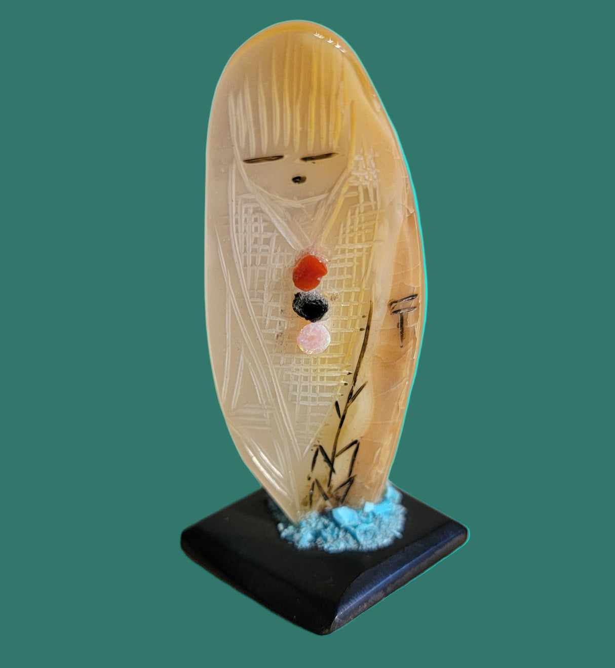 Gold Lip/ Mother of Pearl Double Sided Zuni Corn Maiden Zuni Fetish