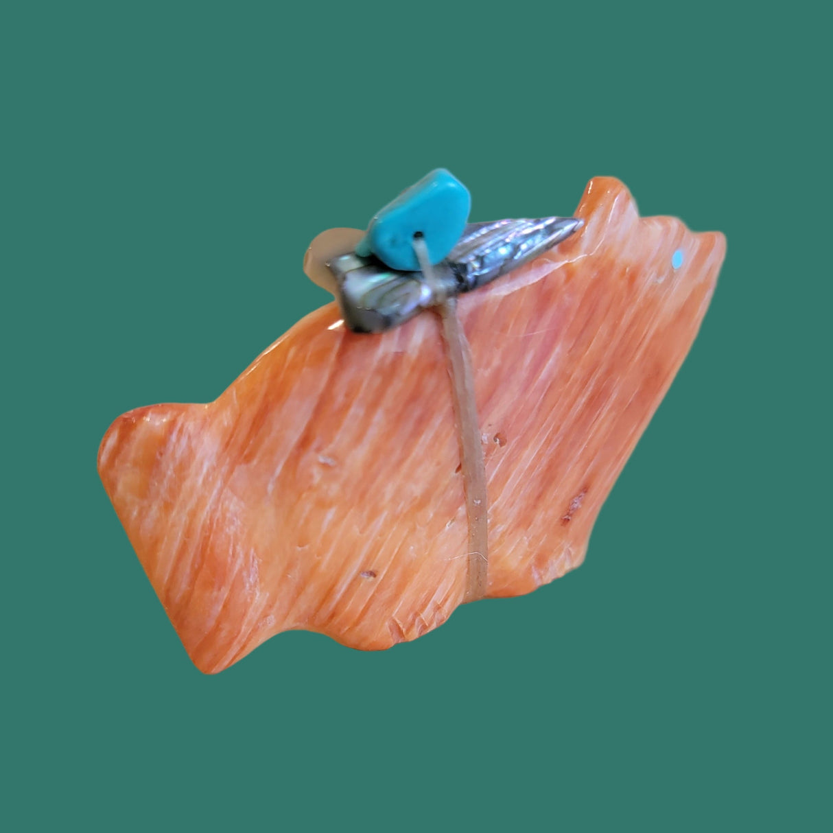 Brilliant Orange Spiny Oyster Shell Wolf w/ Pack Zuni Fetish