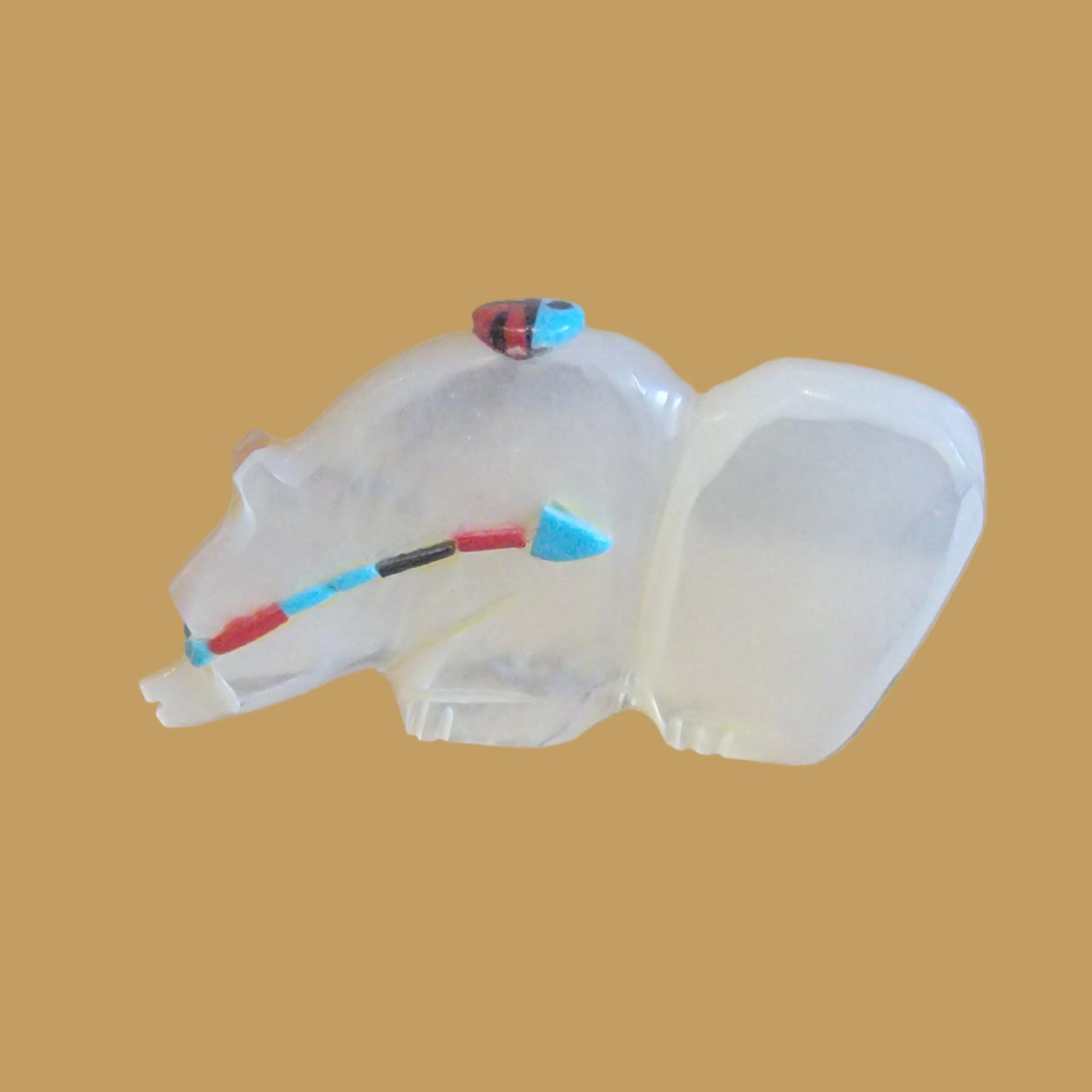 Mother of Pearl/ Gold Lip Grizzly Bear w/Heartline and Zuni Sun Zuni Fetish