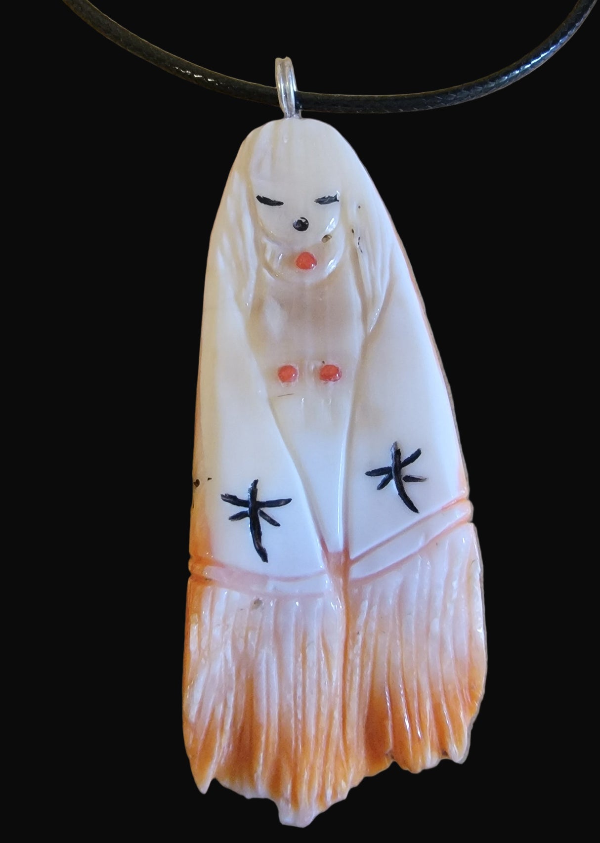 Elegant Spiny Oyster Shell Double Sided Zuni and Corn Maiden Necklace Indian Jewelry