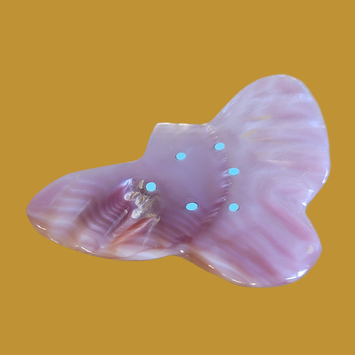 Pink Mussel Shell Soaring Eagle Zuni Fetish