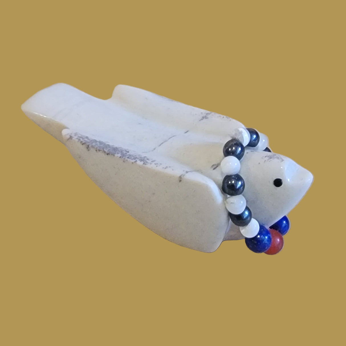 Fish Rock Serpentine Messenger Bird w/Necklace Zuni Fetish