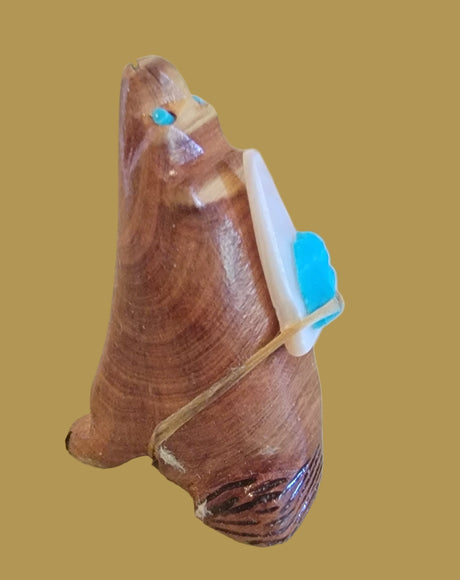 Cedar Coyote w/Pack Zuni Fetish